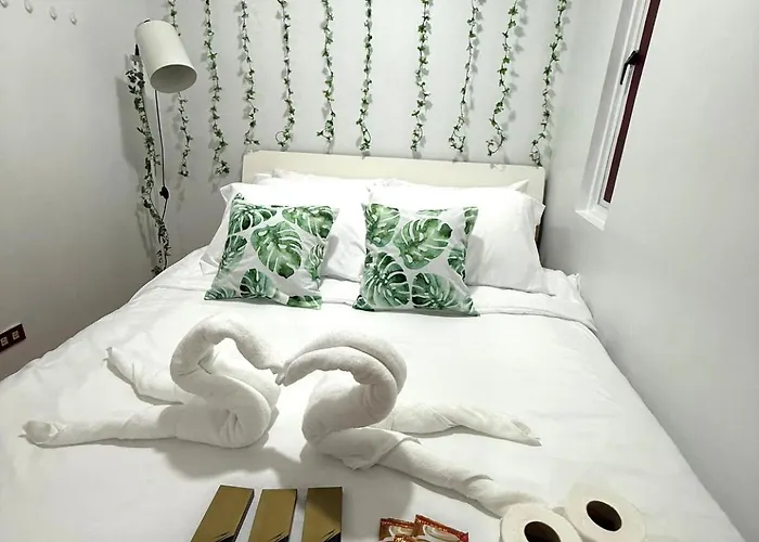 Apartment Nature-inspired Staycation With Outdoor Garden Veranda